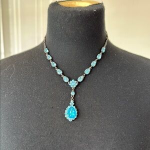 Elegant Blue Teardrop Necklace
